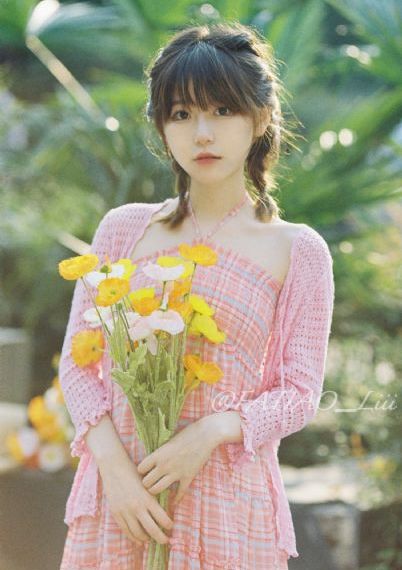 各种美女尿急尴尬视频_1080免费在线播放