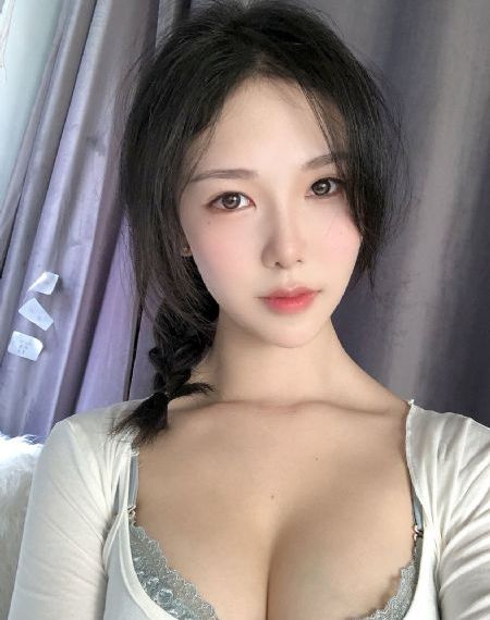 夫の上司と人妻の背徳关系_蓝光手机免费观看完整