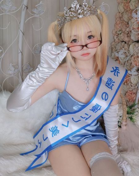 真实处破女直播流血_1080免费观看视频