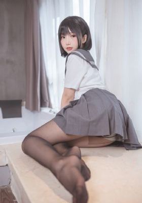 午夜免费激情_HD免费观看