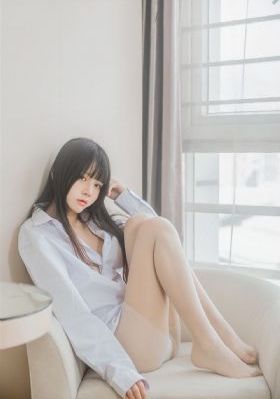 嫩草伊人久久精品少妇av九色_超清电影完整版