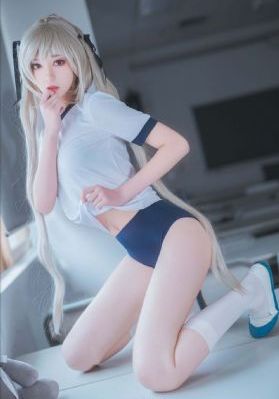 久久五月草_1080免费播放