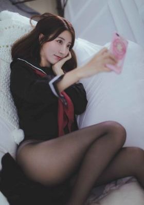 女王玩男奴图片_高清完整在线观看